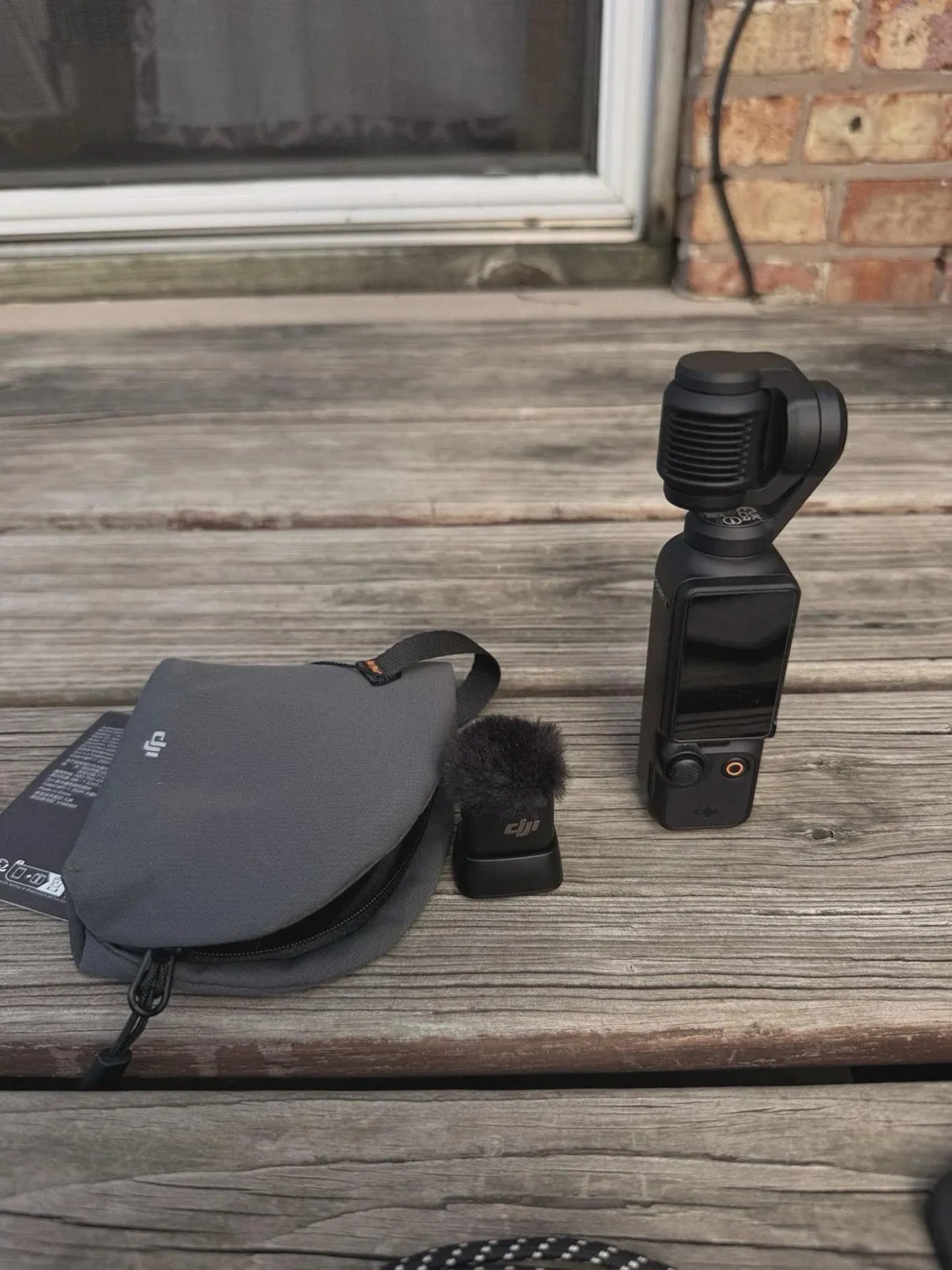 Excellent DJI Osmo Pocket 3 Creator Combo Camera Bundle Warranty 5/29/27