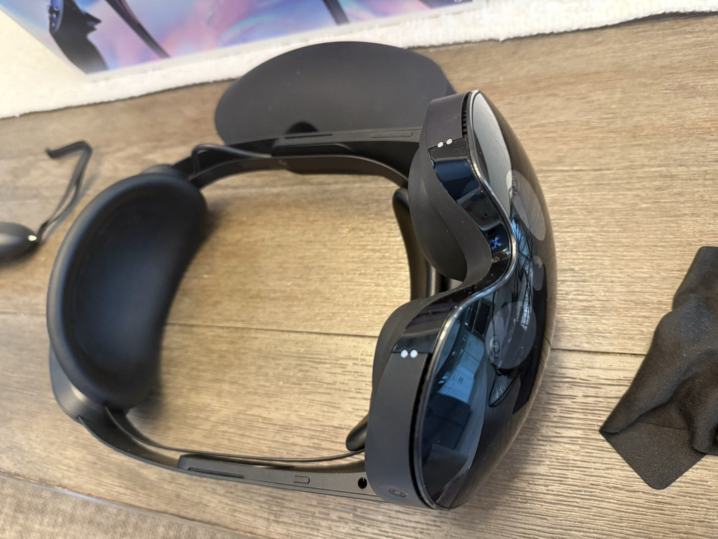 Meta Quest Pro VR Headset 256GB with Accessories