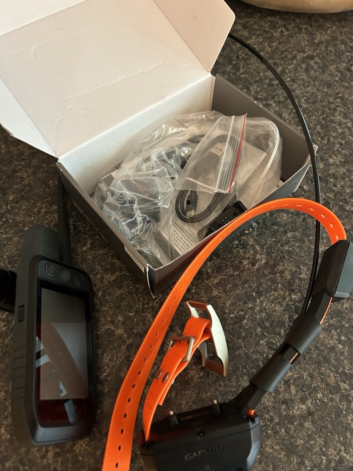 NEW 2025 Garmin Alpha 300 & Alpha TT 25 Dog Tracking Training Bundle Orange KIT
