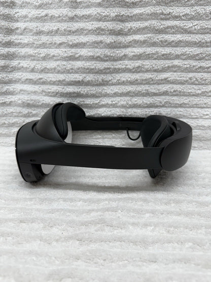 Meta Quest Pro 256GB VR Headset + 2 Controllers Black Excellent